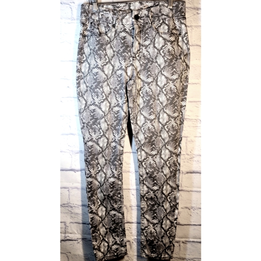 Seven7 Women's Pants Gray Size 6 Tummyless Skinny Jeans Snake Print High Rise